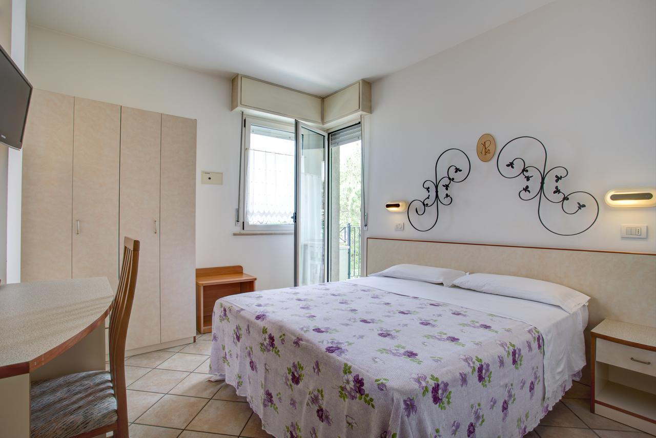 Ancora Hotel & Residence Cattolica Eksteriør bilde